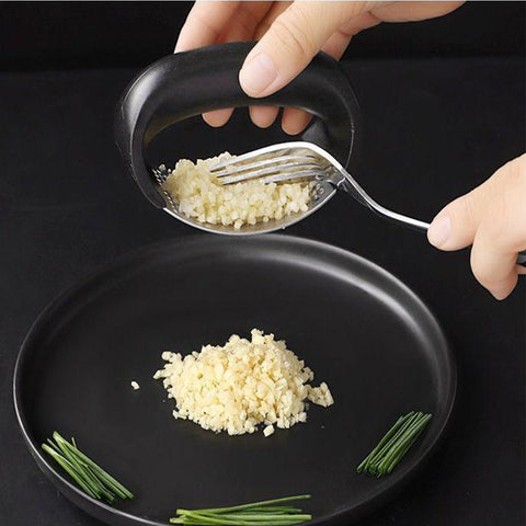 LYORIX Stainless Steel Garlic Press Set