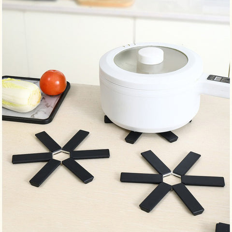 LYORIX Foldable Anti-Scald Heat-Resistant Pad set