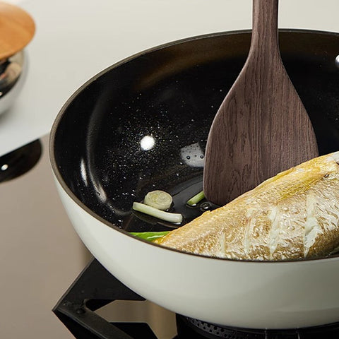 Premium Non-Stick Cookware Set with Glass Lids (4 Pieces)